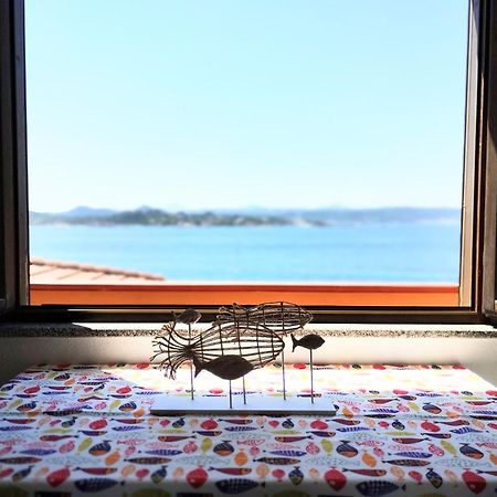 Appartamentino Panoramico...Con Finestra Sul Mare! La Maddalena  Ngoại thất bức ảnh