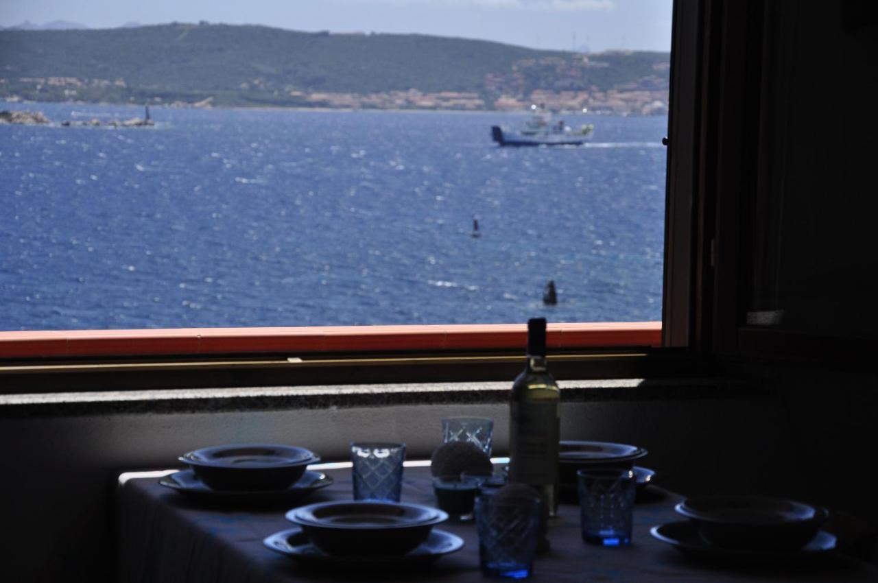 Appartamentino Panoramico...Con Finestra Sul Mare! La Maddalena  Ngoại thất bức ảnh