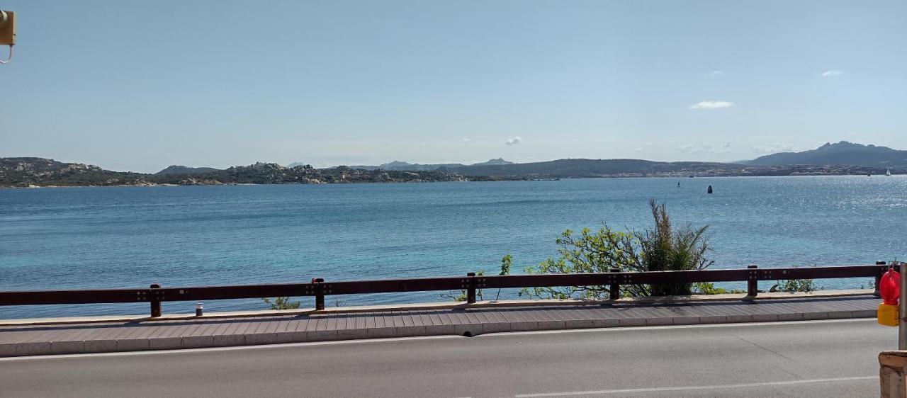 Appartamentino Panoramico...Con Finestra Sul Mare! La Maddalena  Ngoại thất bức ảnh