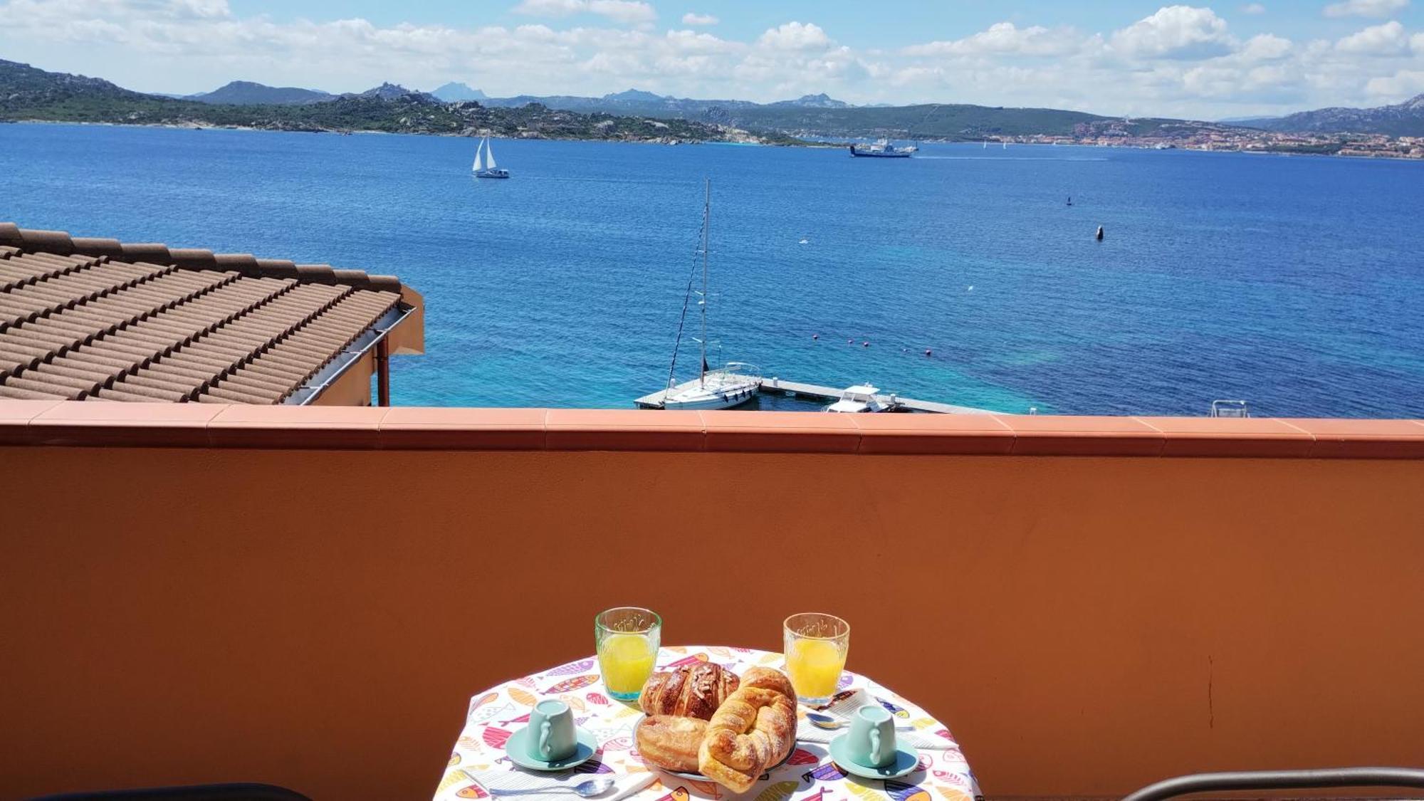 Appartamentino Panoramico...Con Finestra Sul Mare! La Maddalena  Ngoại thất bức ảnh