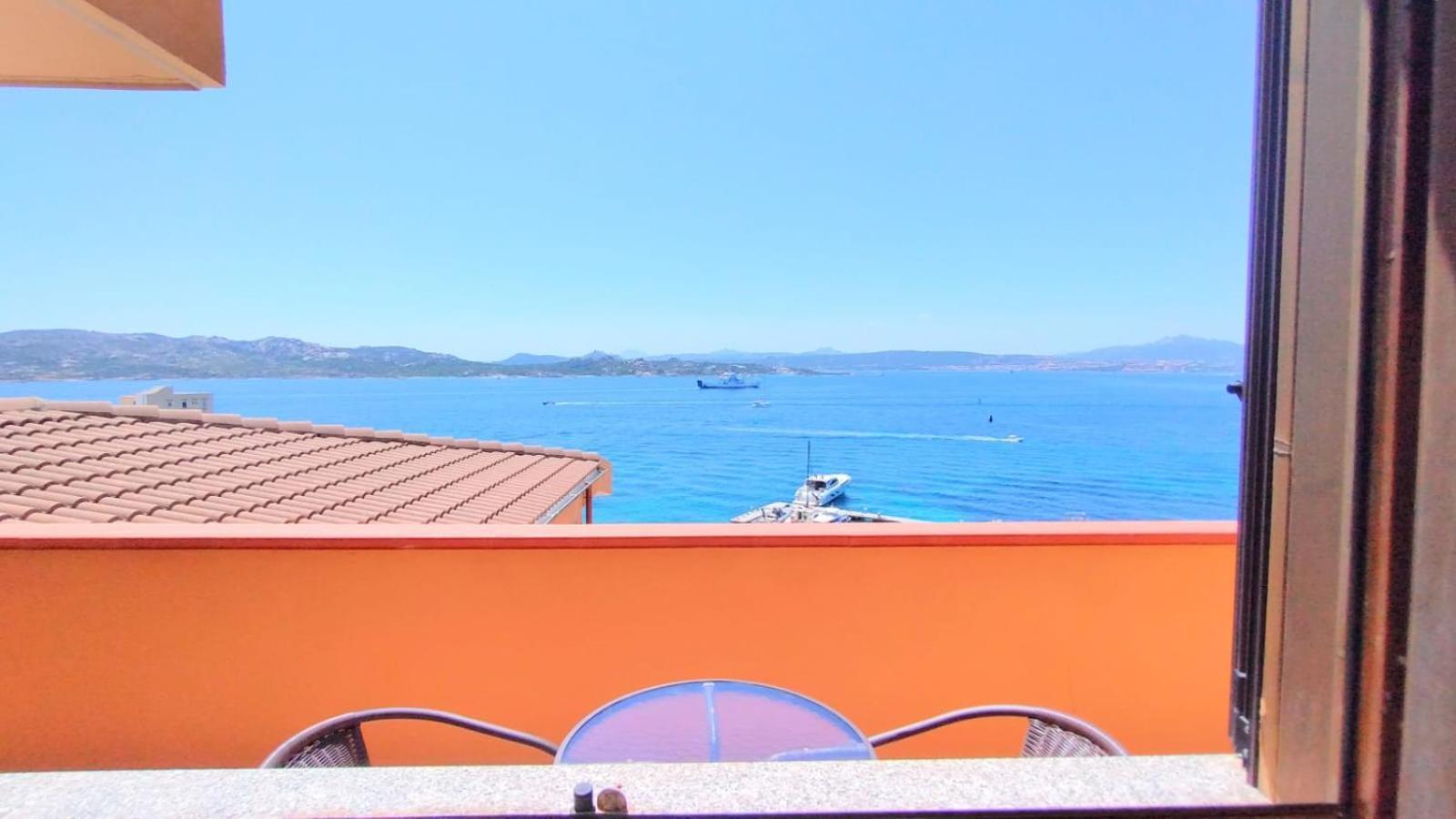 Appartamentino Panoramico...Con Finestra Sul Mare! La Maddalena  Ngoại thất bức ảnh